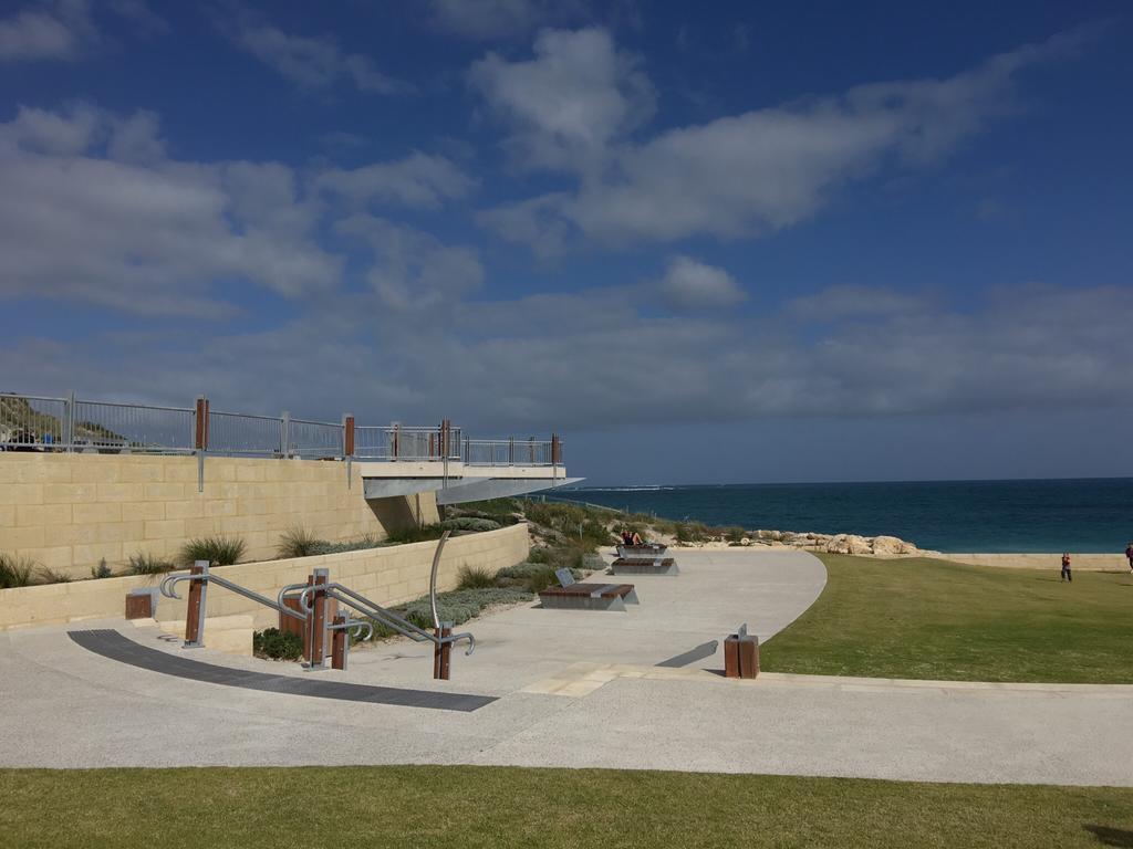 Magnificent Beach Retreat Jindalee Kültér fotó